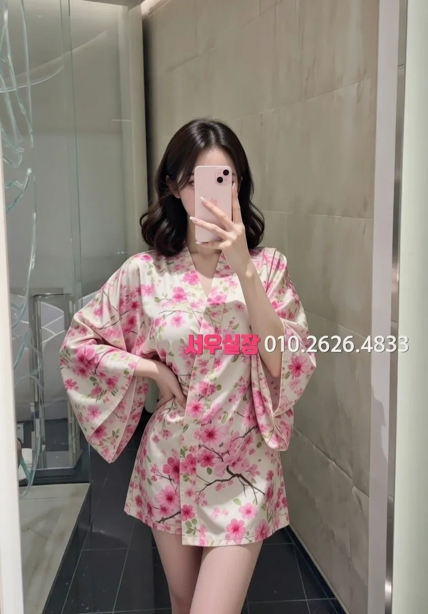 사상 퍼블릭 프리미엄 라인업 19번 프로필